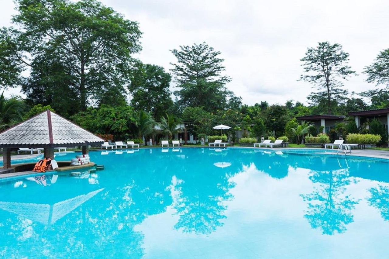 Nakakiri Resort & Spa Hin Dat Exteriör bild